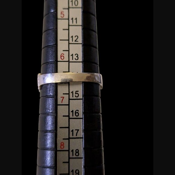 Vintage 925 Sterling Silver Size 6.5 Claddagh Ring - Picture 5 of 9